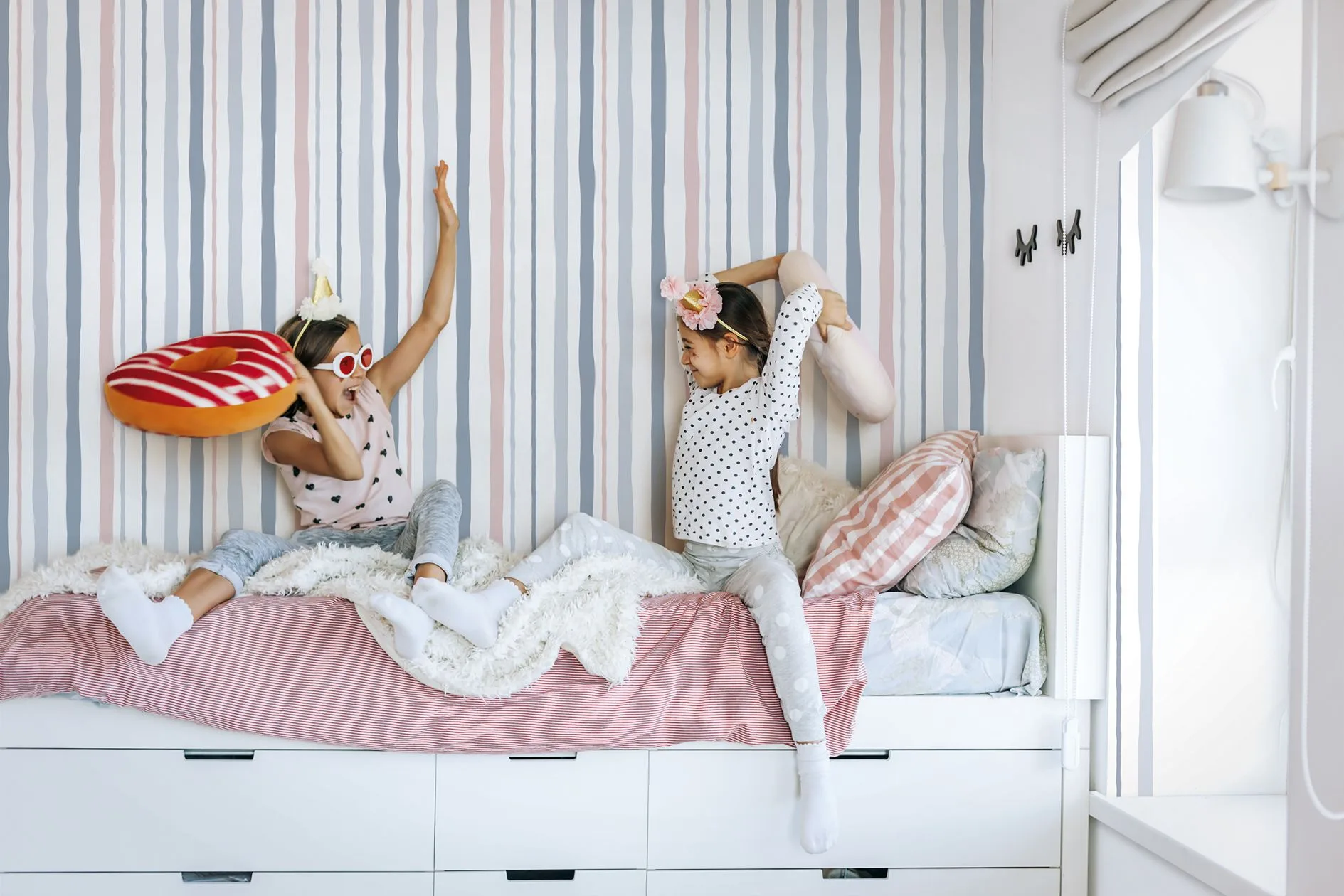 45833 - KIDS' WALLS - Image 2